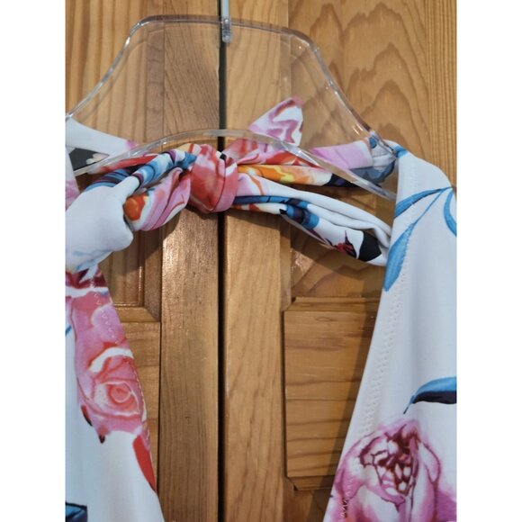 Cupshe Swimsuit L Tummy Control Floral and‎ Stripe Halter One Piece - Picture 5 of 11